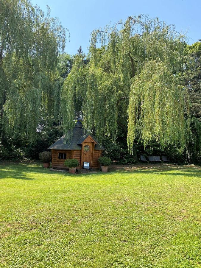 Les Jardins D'Adalric Hotel Obernai Bagian luar foto