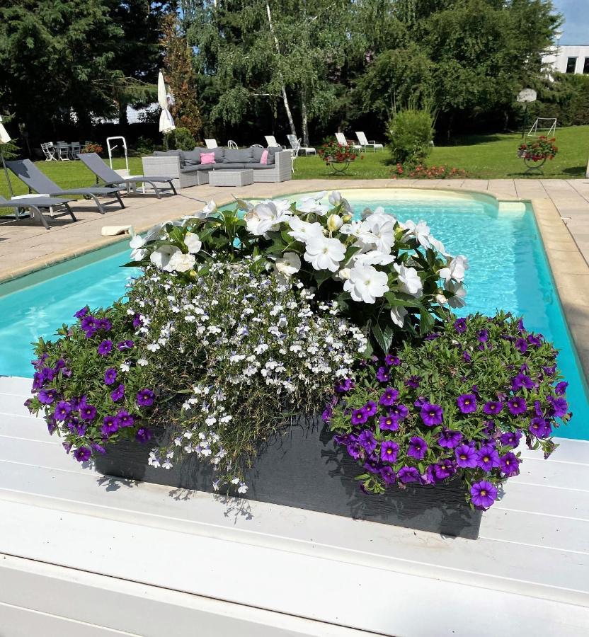 Les Jardins D'Adalric Hotel Obernai Bagian luar foto