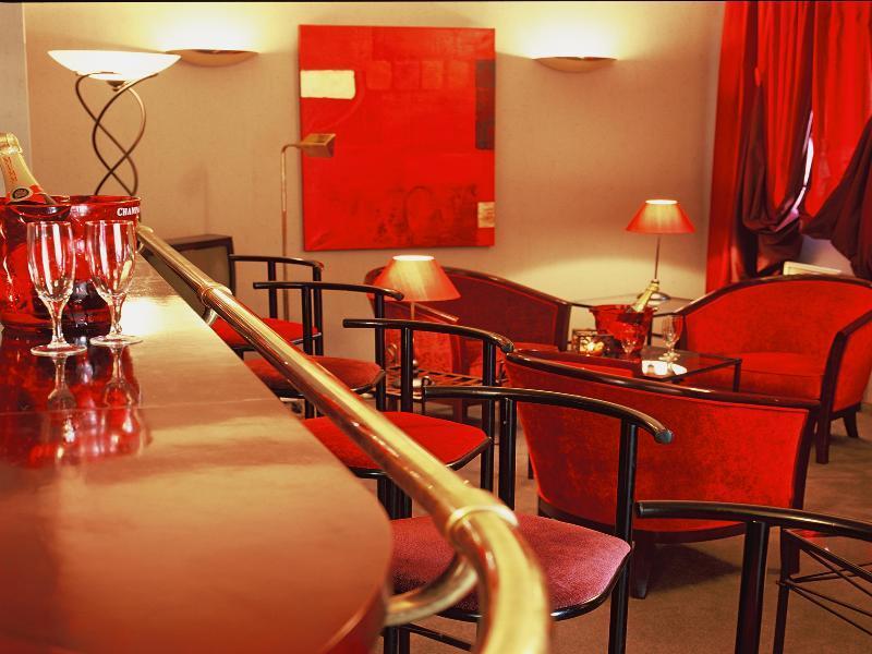 Les Jardins D'Adalric Hotel Obernai Bagian luar foto