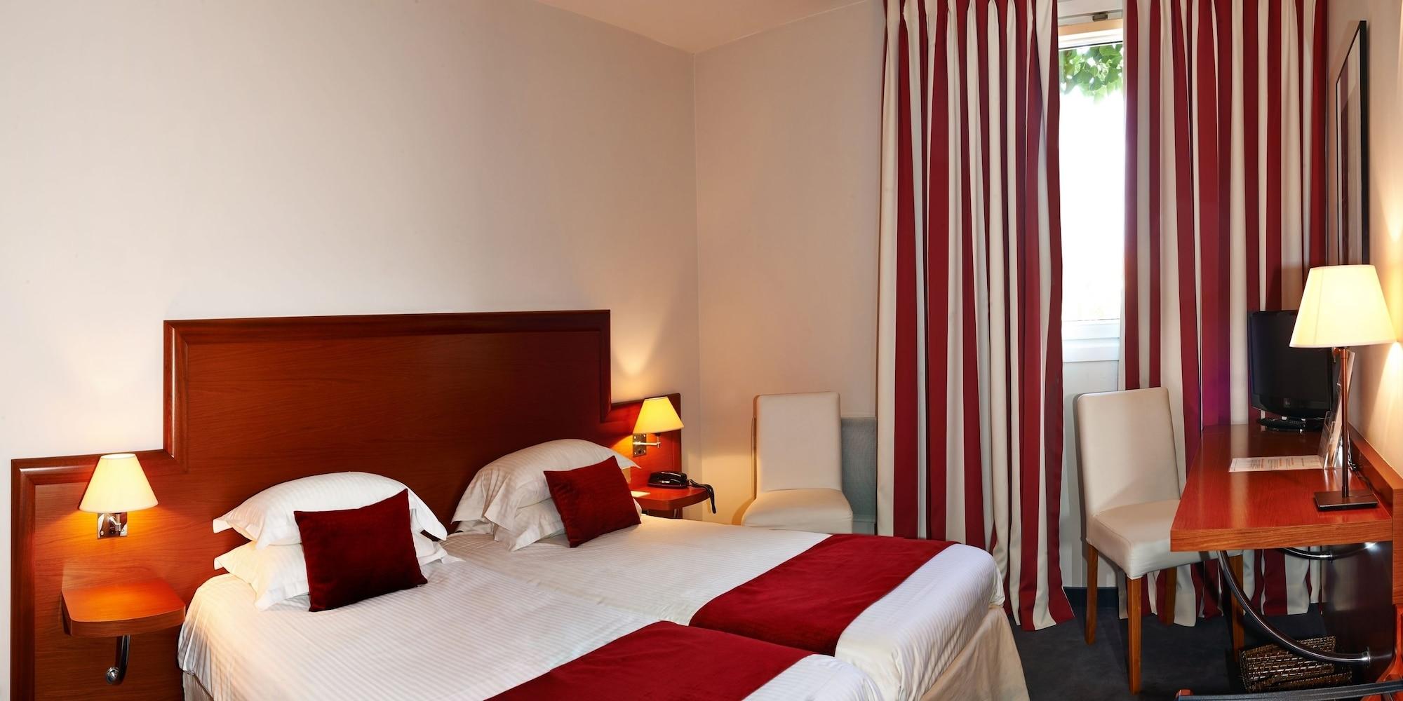 Les Jardins D'Adalric Hotel Obernai Bagian luar foto