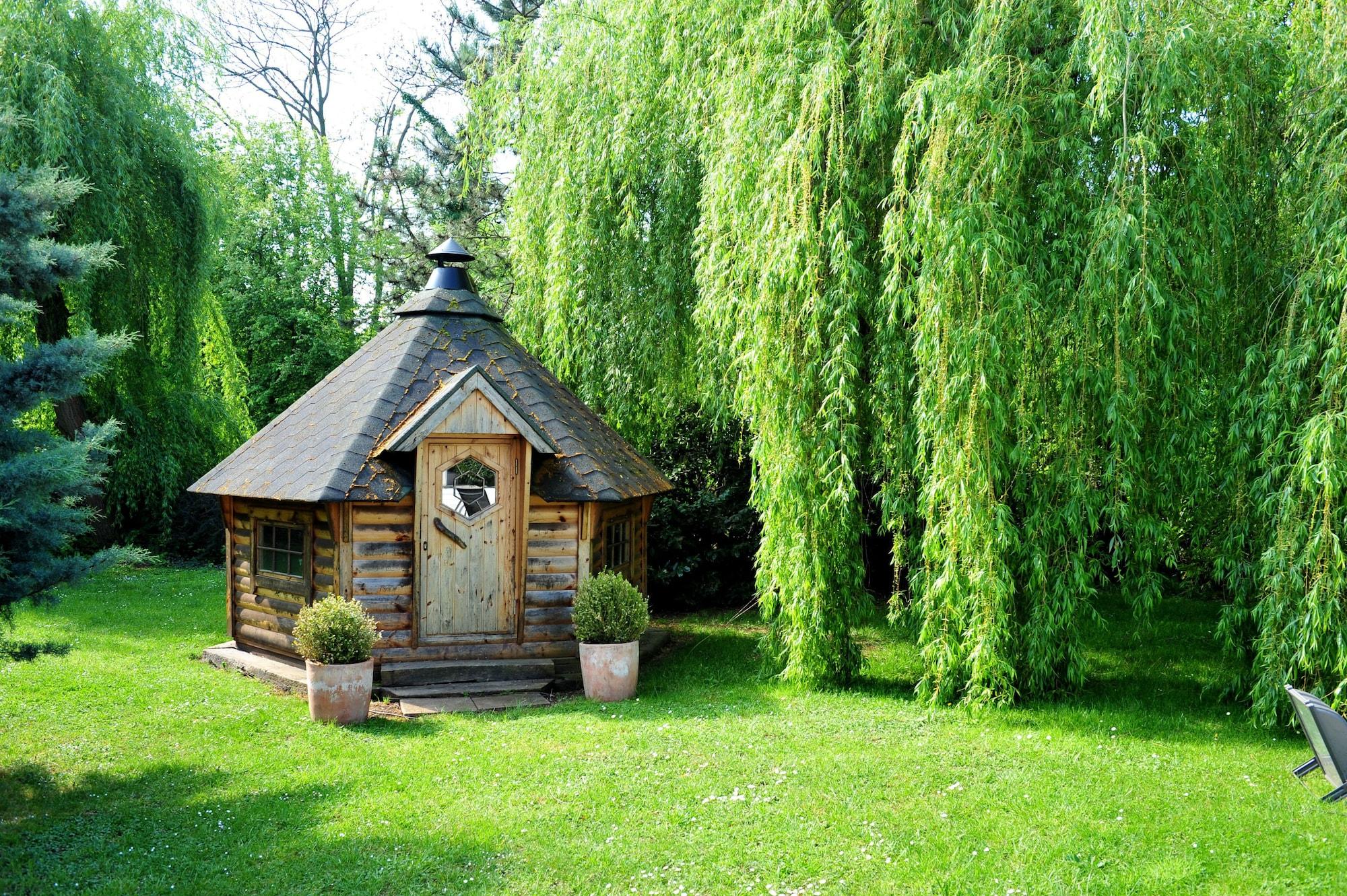 Les Jardins D'Adalric Hotel Obernai Bagian luar foto