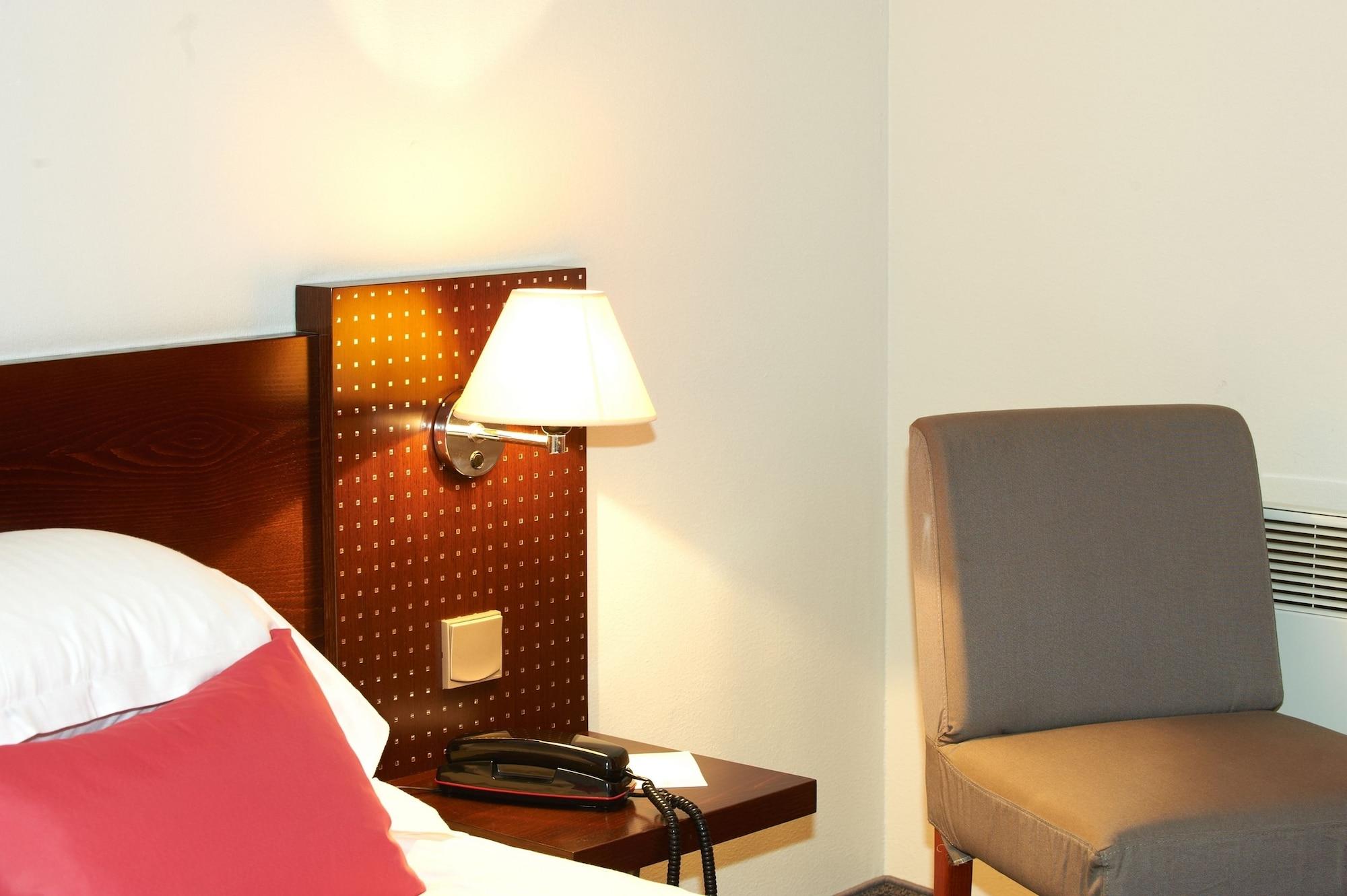 Les Jardins D'Adalric Hotel Obernai Bagian luar foto