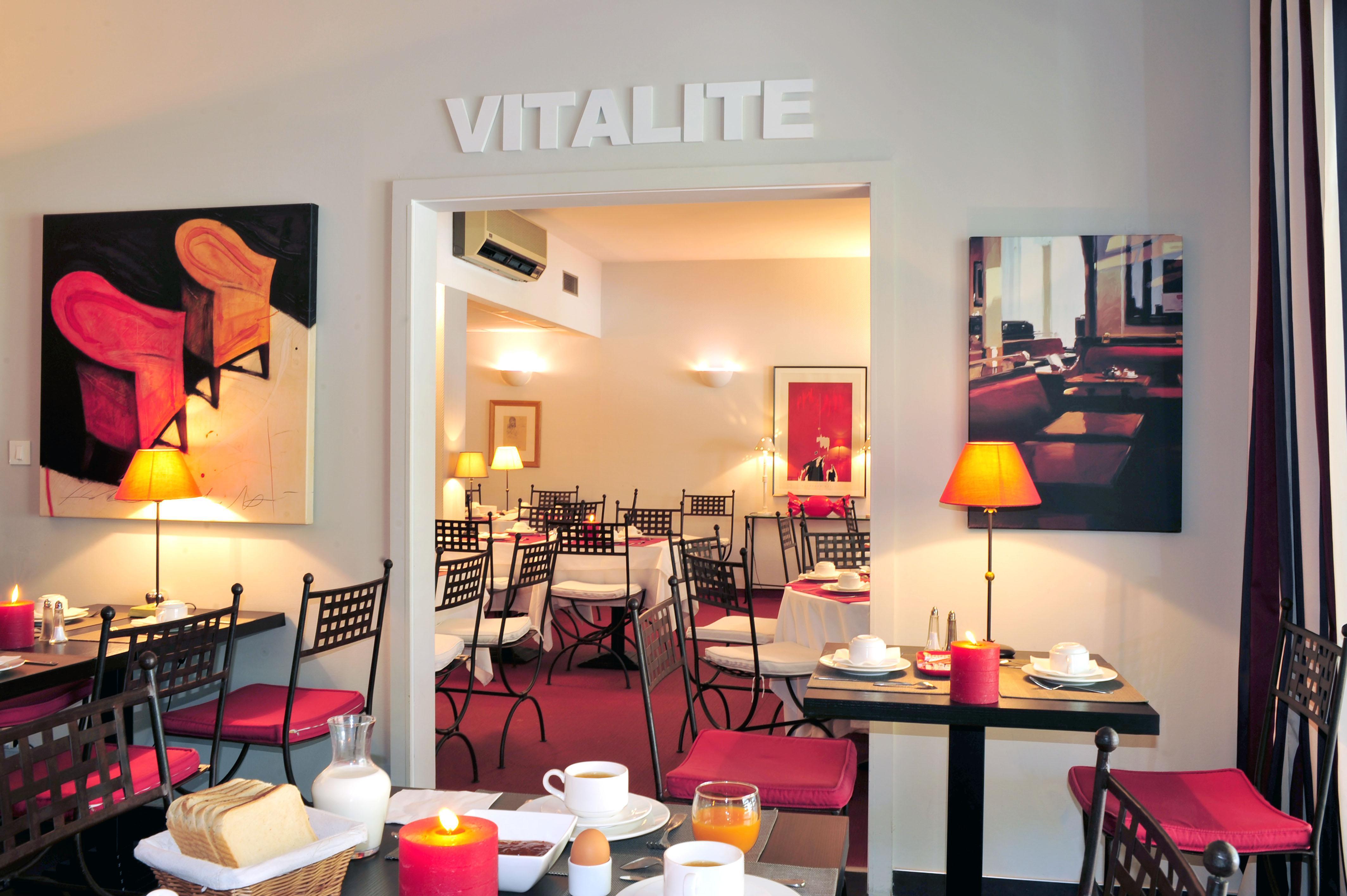 Les Jardins D'Adalric Hotel Obernai Bagian luar foto