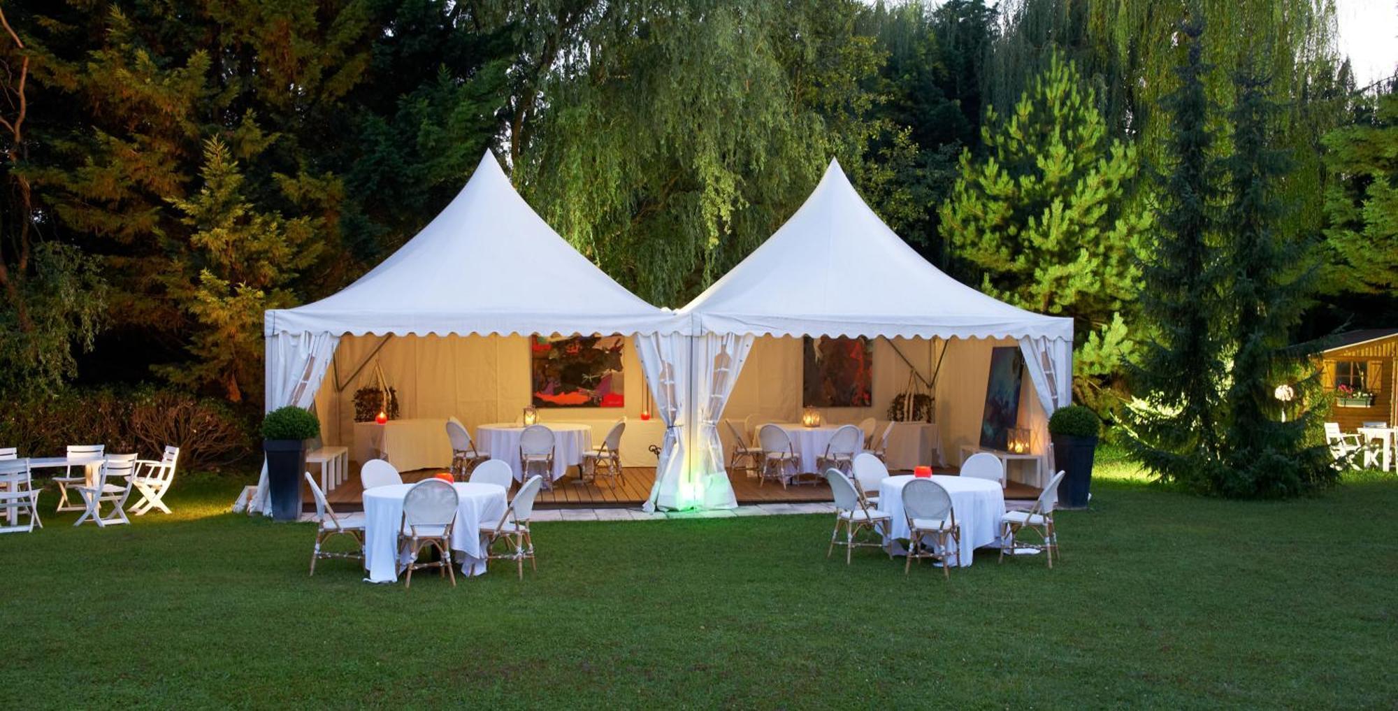 Les Jardins D'Adalric Hotel Obernai Bagian luar foto