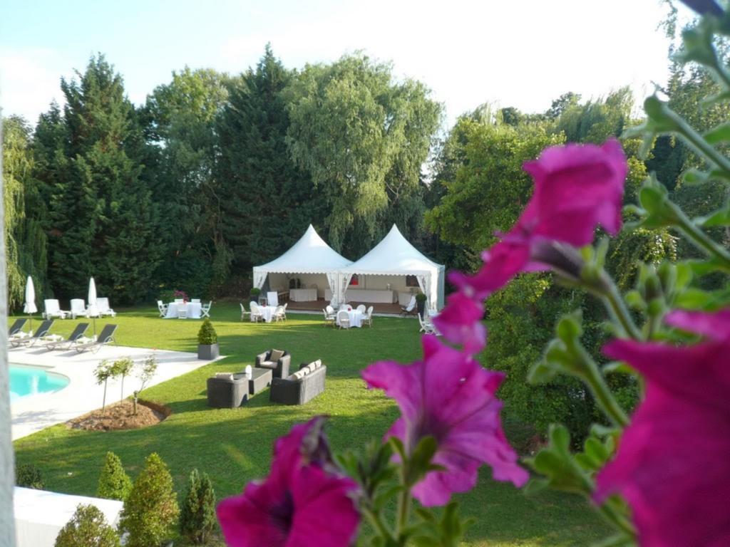 Les Jardins D'Adalric Hotel Obernai Bagian luar foto